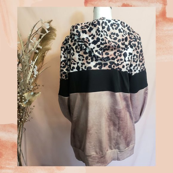 Blush Leopard Hoodie - Picture 5 of 5